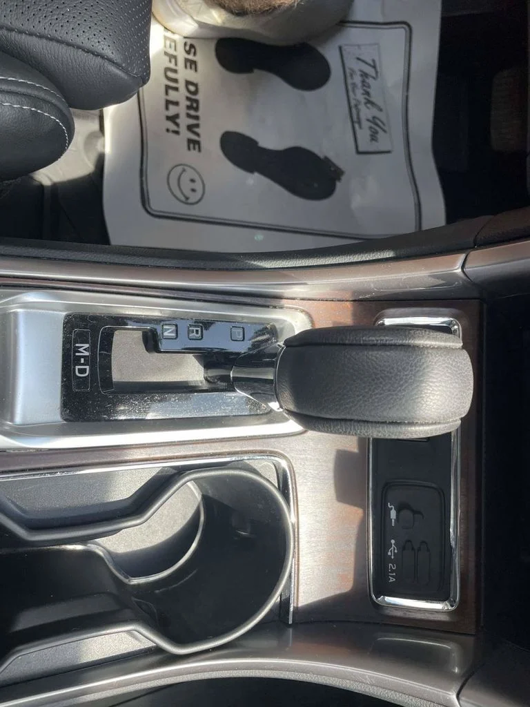 Used 2022 Brown Subaru Touring image 17