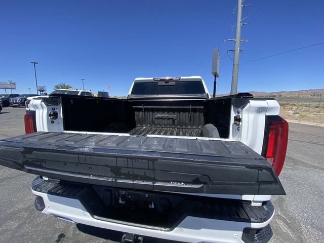 Used 2024 Summit White GMC AT4 image 11