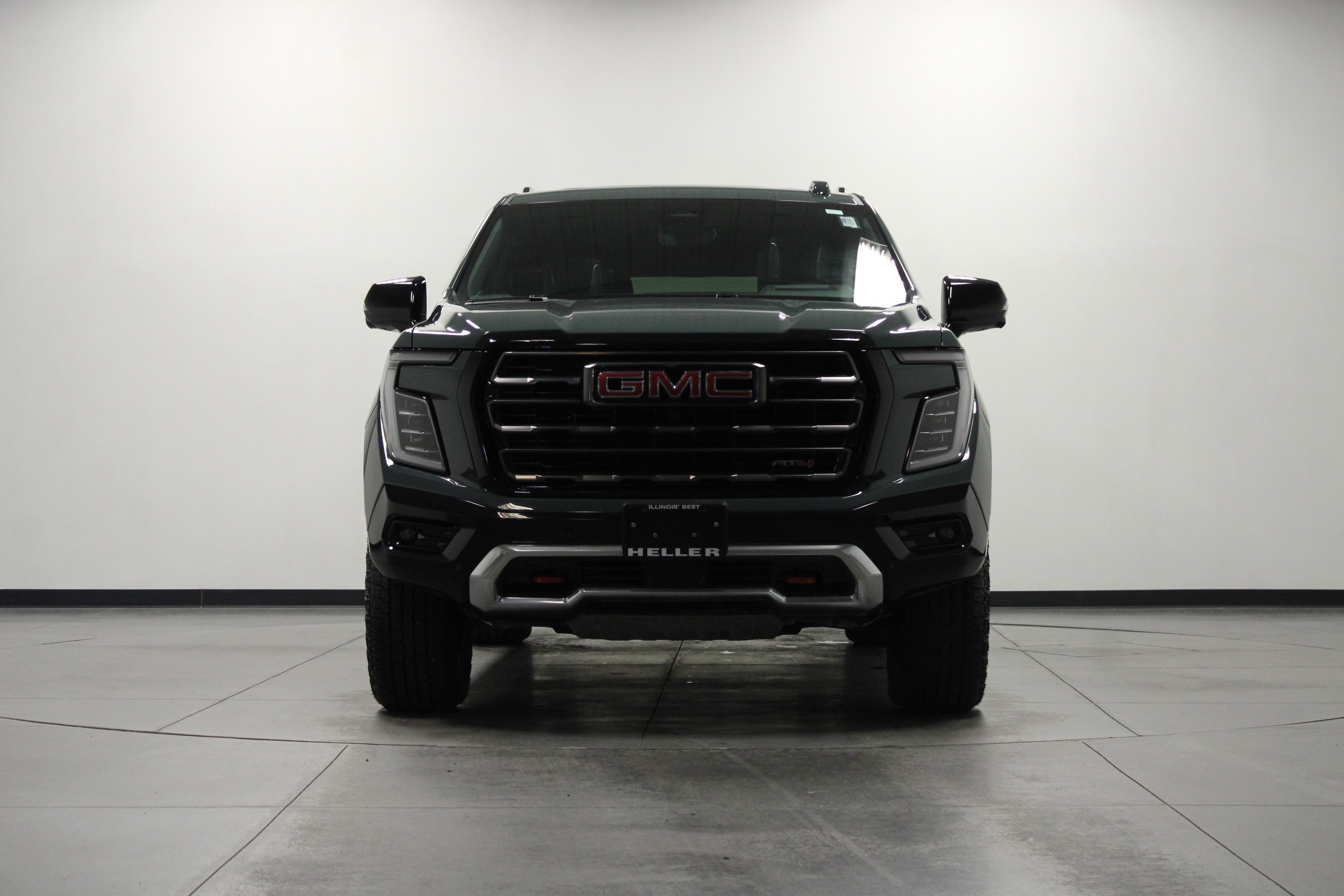 Used 2026 Midnight Pine GMC AT4 Ultimate image 9