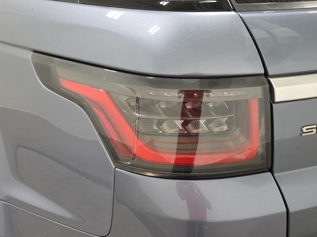 Used 2019 Blue Land Rover HSE image 31