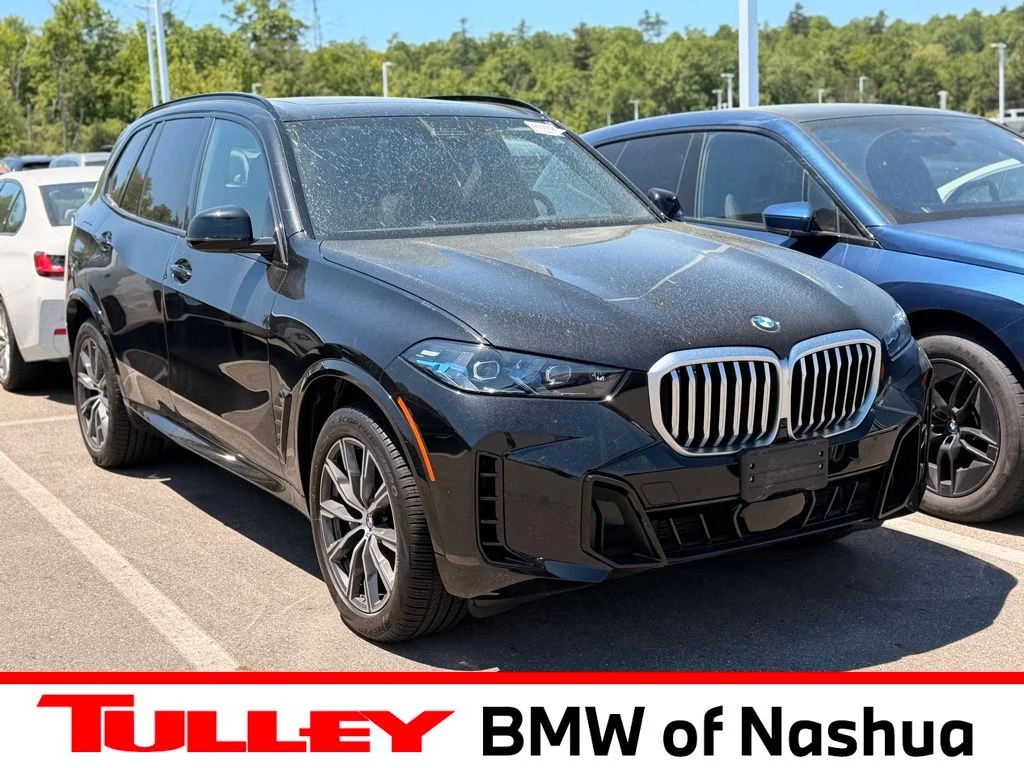 2025 BMW X5's photo