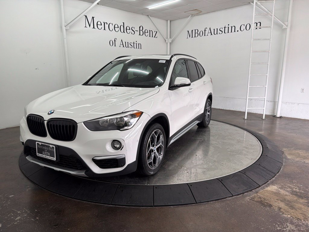 Used 2017 White BMW sDrive28i image 3