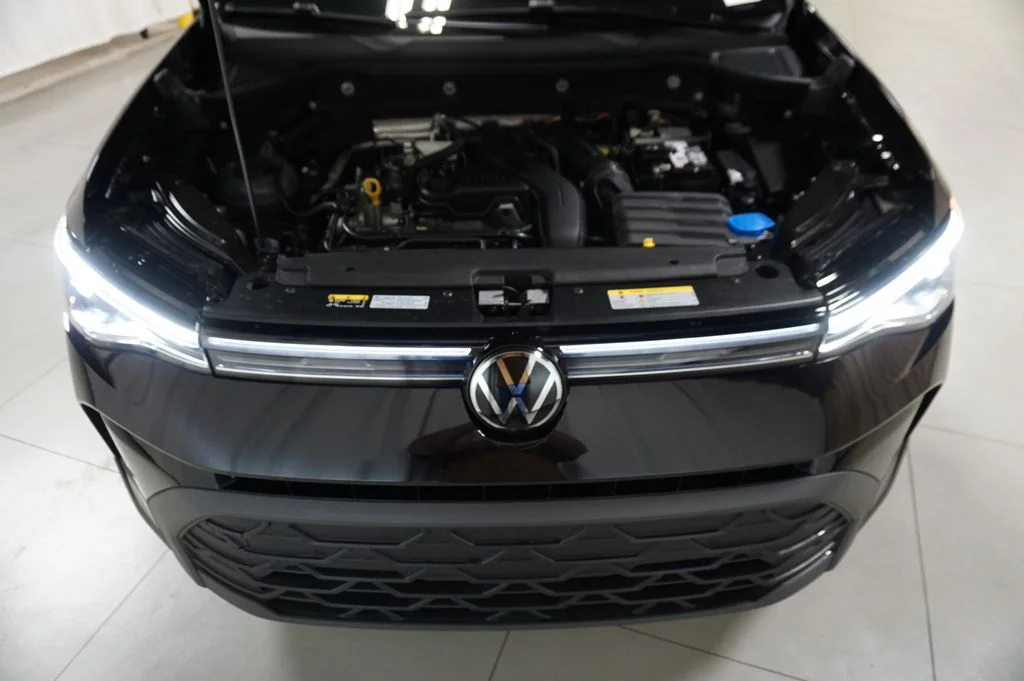 New 2026 Deep Black Volkswagen 1.5T SE Black image 25