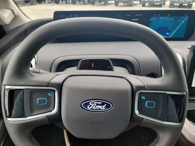New 2027 Black Metallic Ford Active image 33
