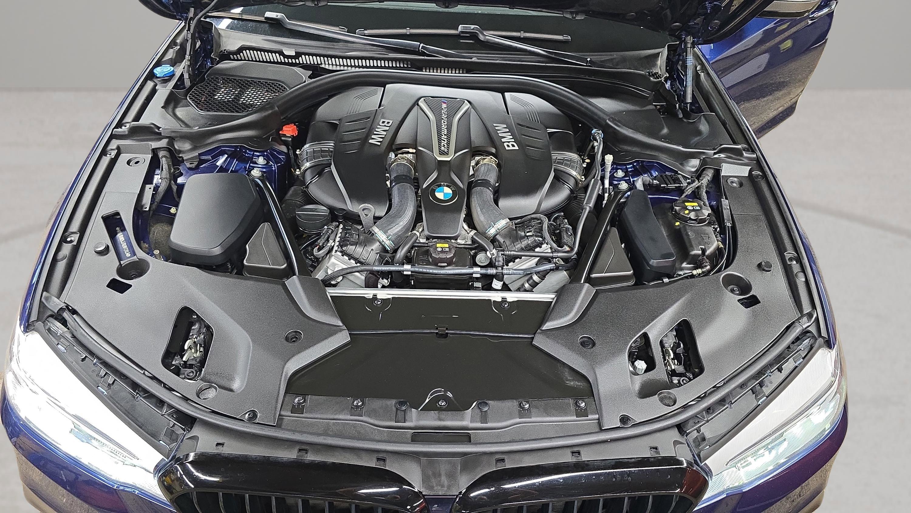 Used 2018 Blue BMW M550i xDrive image 28