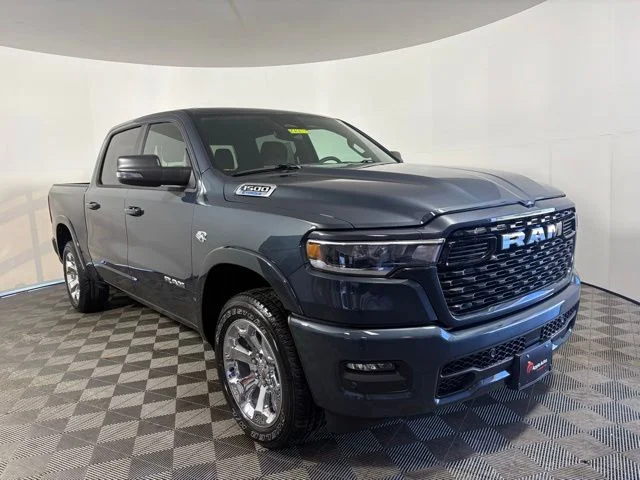 2026 RAM 1500 Big Horn/Lone Star 4x4 Crew Cab 5'7's photo