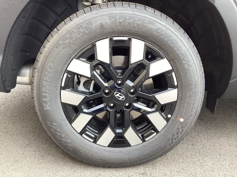 New 2026 White Hyundai SEL image 9