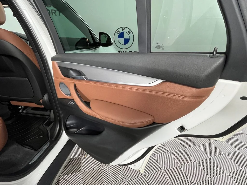Used 2017 White BMW xDrive35i image 20