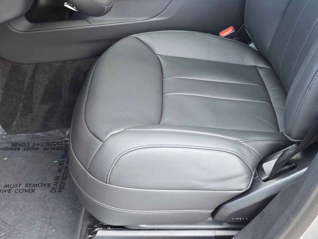 New 2026 Borasco Grey LAND ROVER Dynamic SE image 29