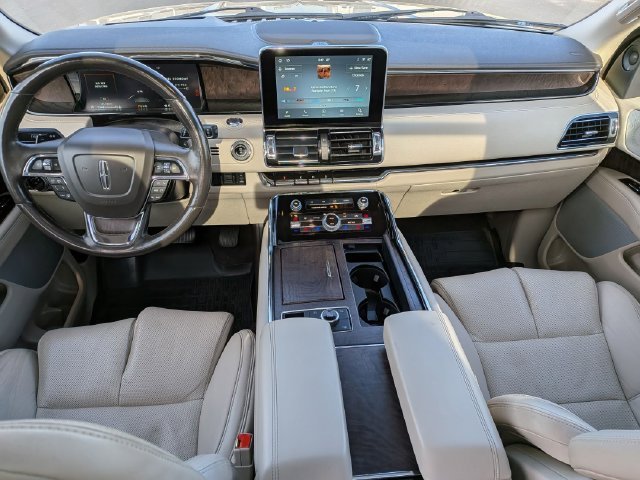Used 2021 Blue Lincoln Reserve image 17