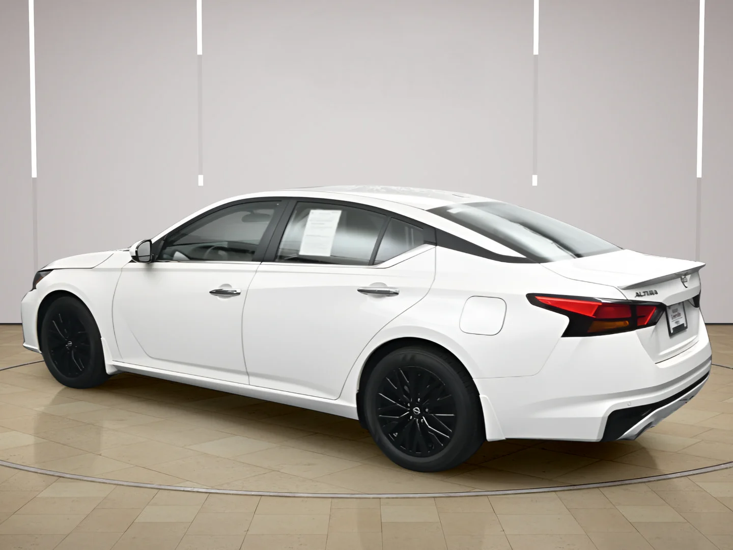 Certified Used 2025 Pearl White Tricoat Nissan SV image 5