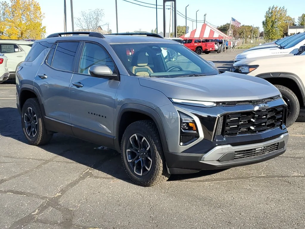 2027 Chevrolet Equinox ACTIV - Photo 2