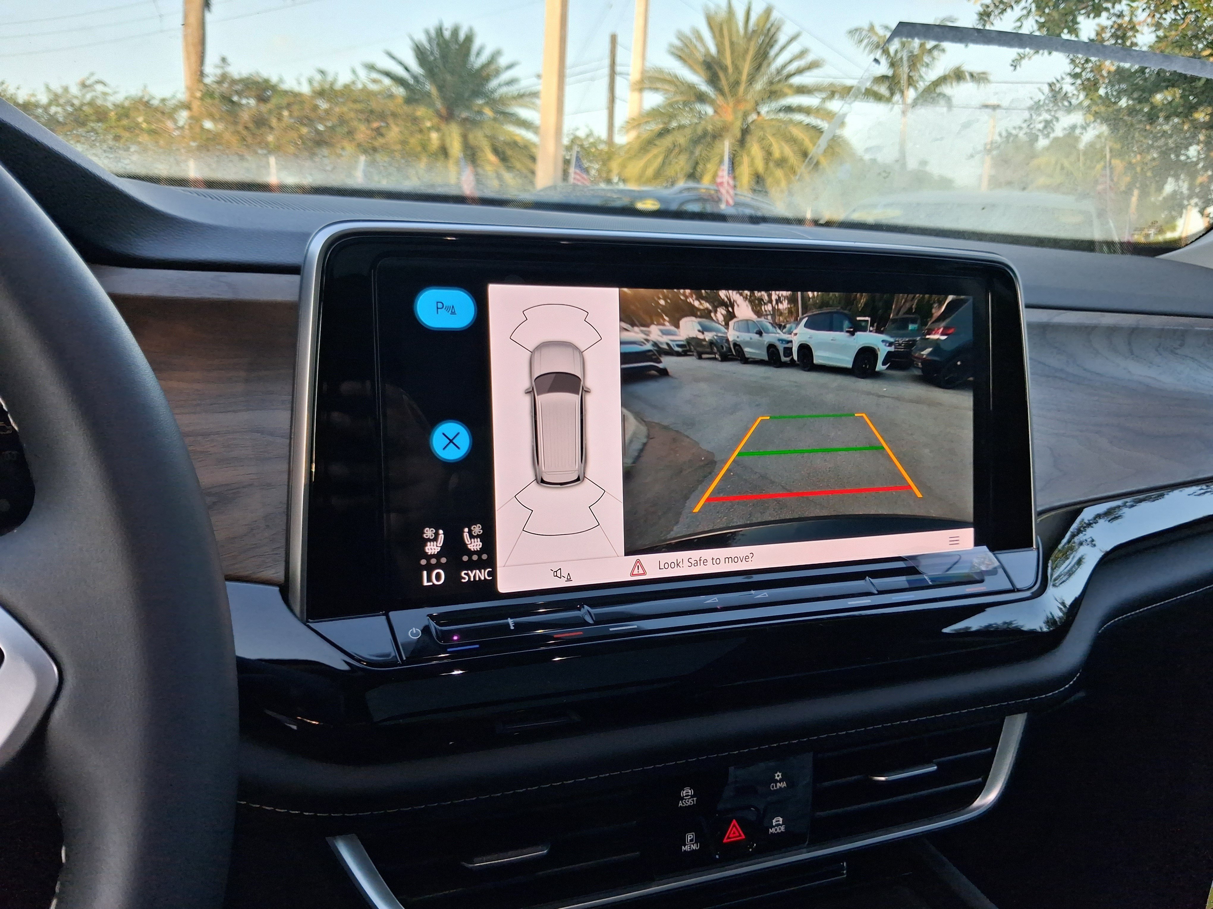 New 2026 Black Volkswagen 2.0T SE w/Technology image 11