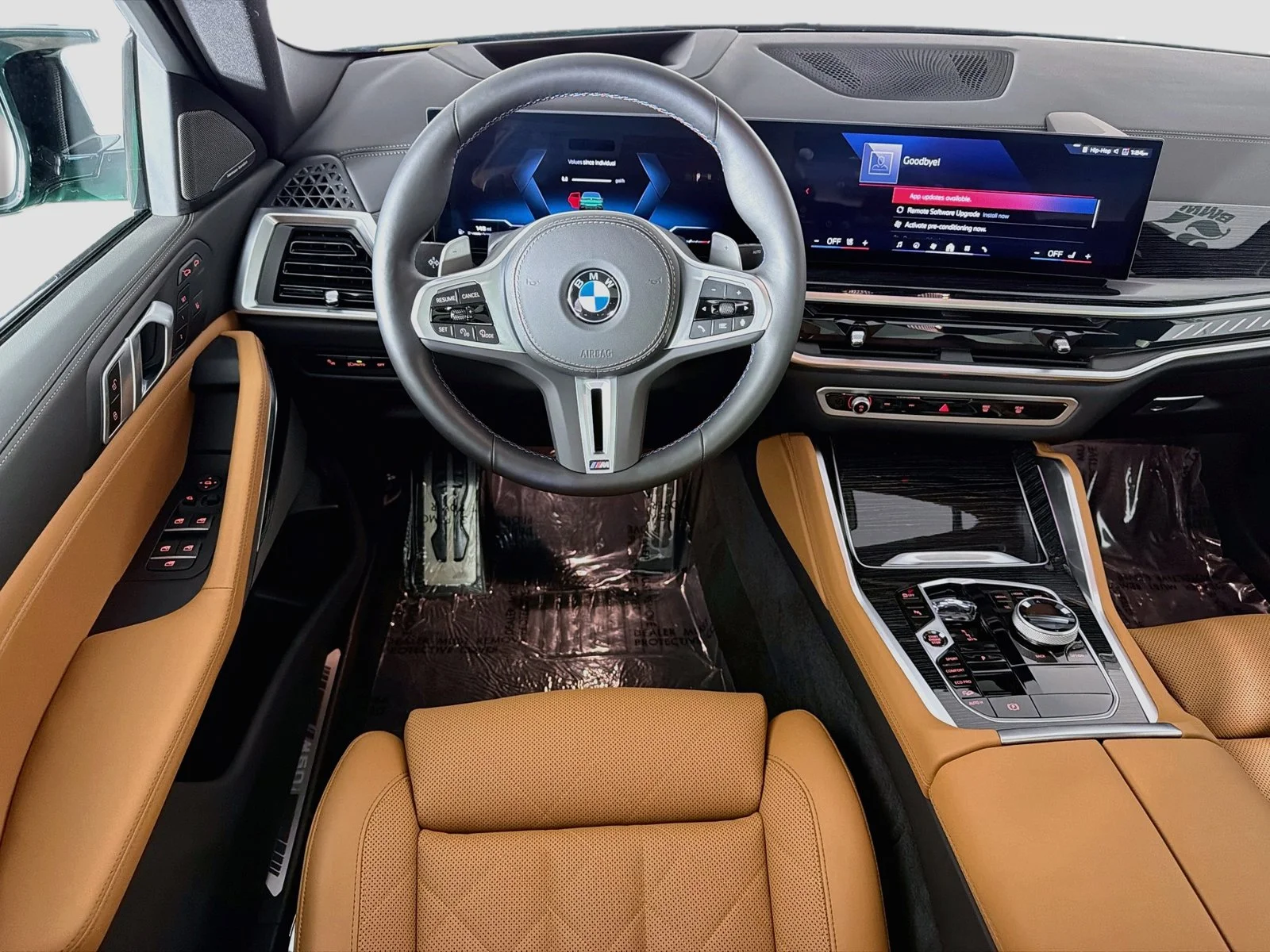Used 2027 Isle of Man Green Metallic BMW M60i image 24