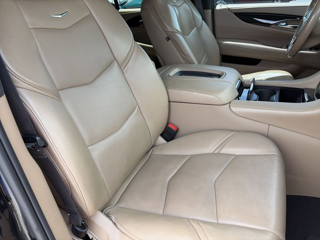 Used 2019 Black Cadillac Platinum Edition image 35