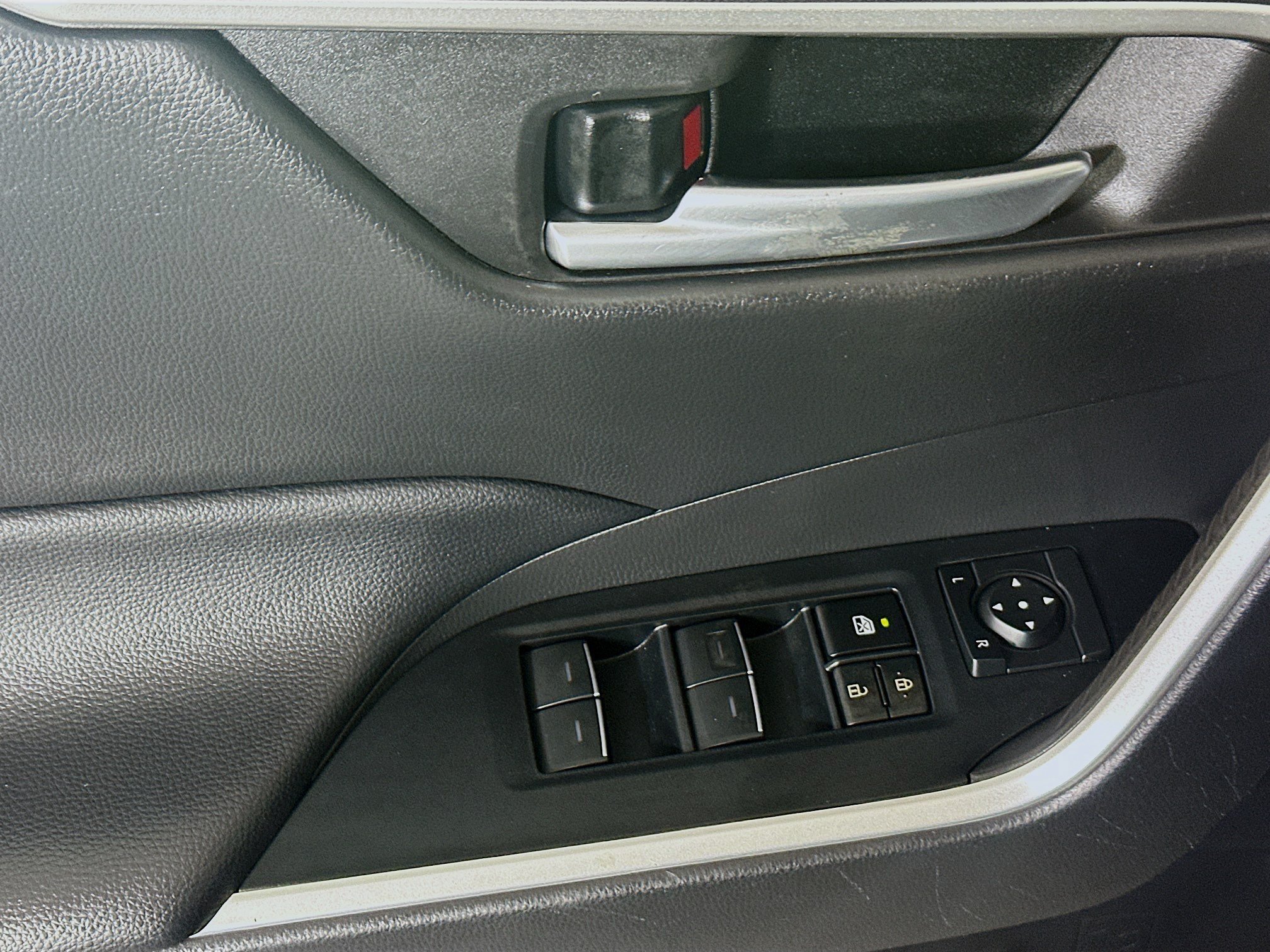 Used 2023 Lunar Toyota XLE image 14