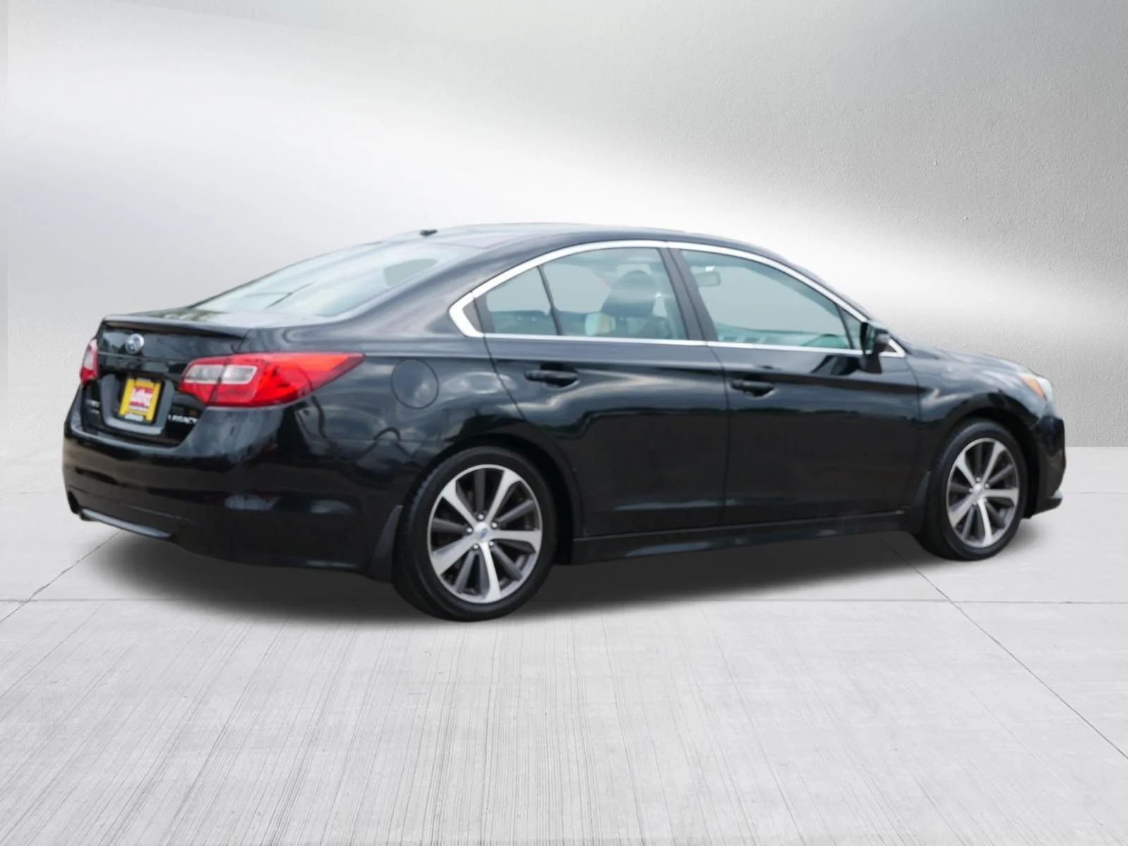 Used 2015 Crystal Black Silica Subaru 2.5i Limited image 7