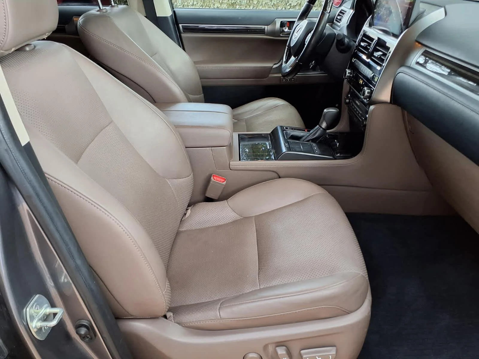 Used 2023  Lexus GX 460 Luxury image 12