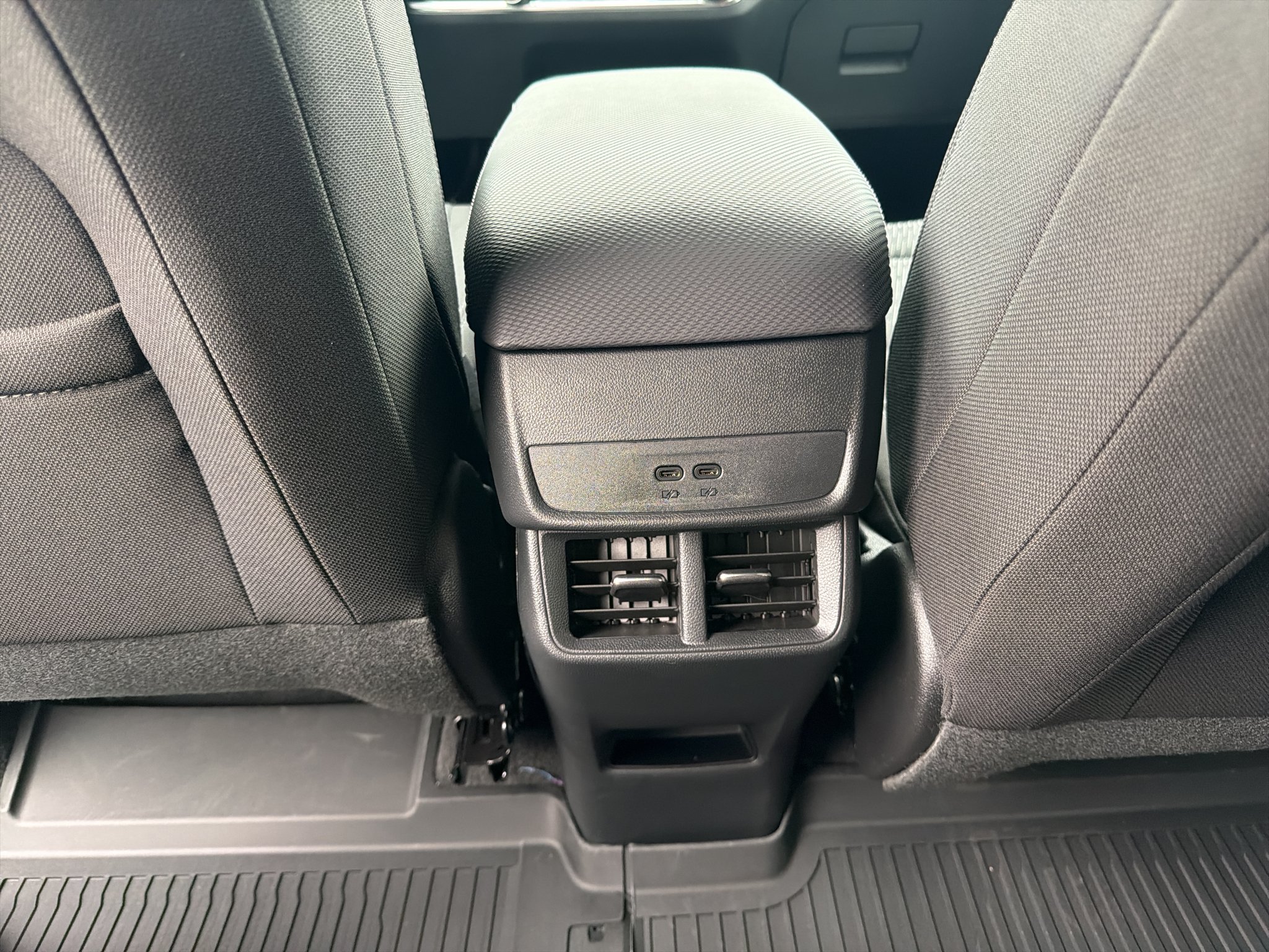 New 2027 Mosaic Black Metallic Chevrolet LT image 19