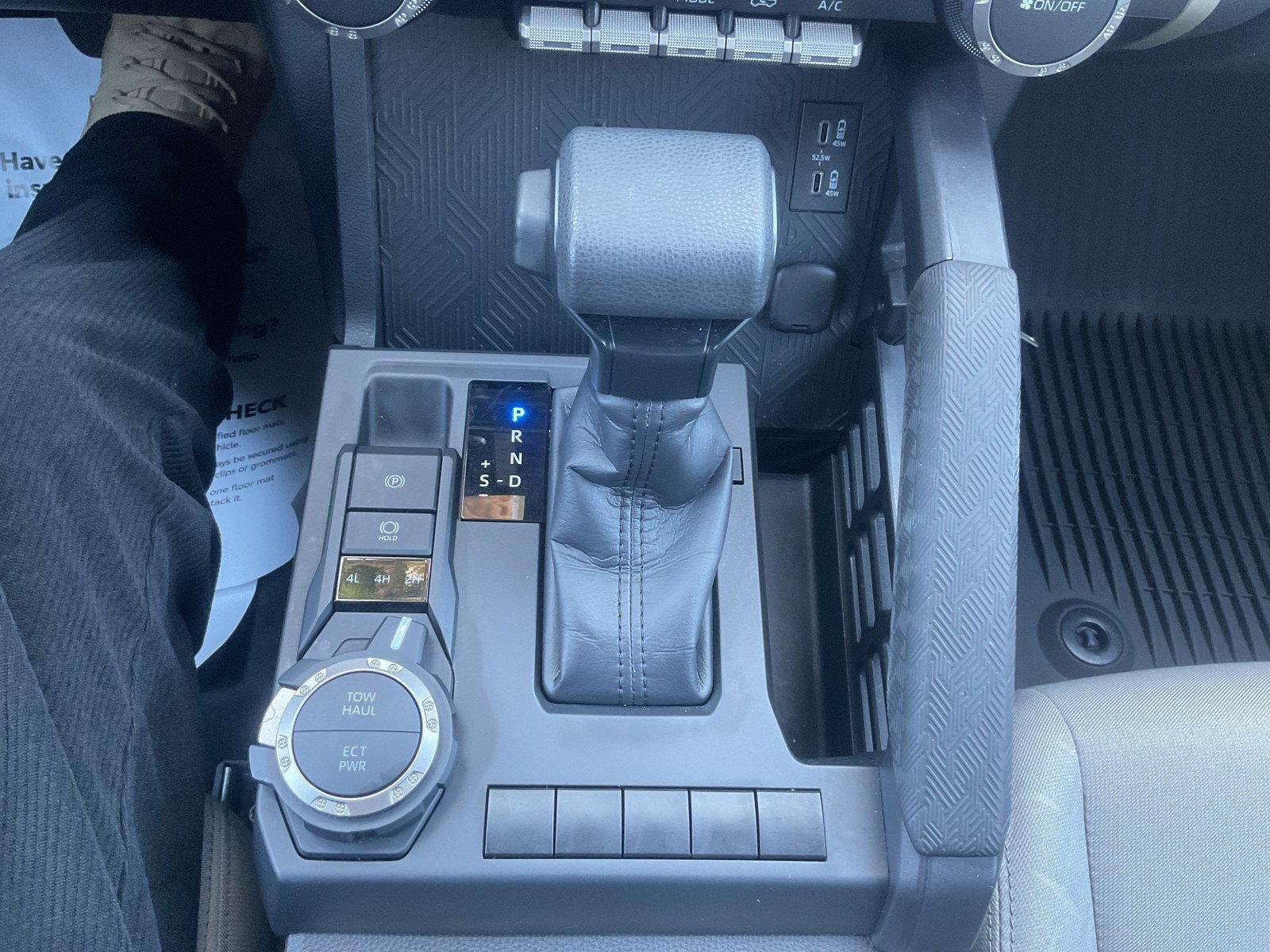 Certified Used 2025 Ice Cap Toyota SR5 image 27