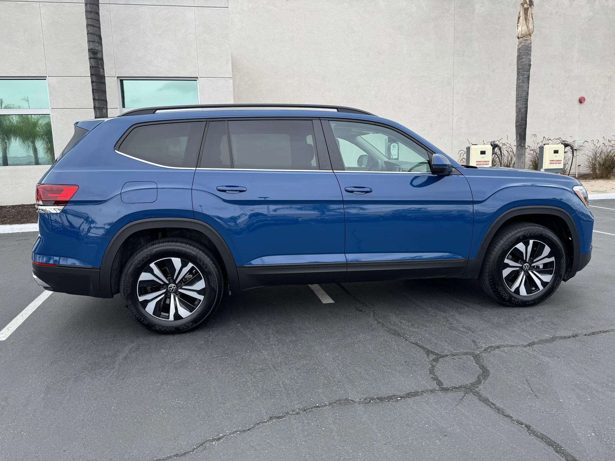Used 2026 Mountain Lake Blue Metallic Volkswagen 2.0T SE image 9