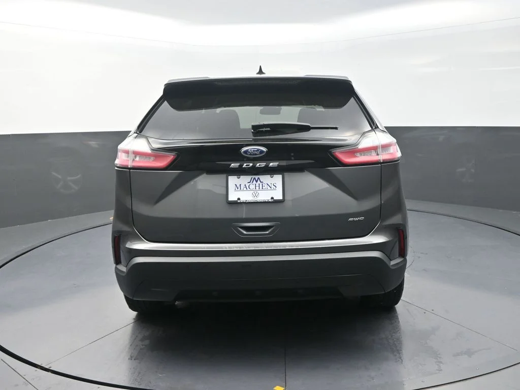 Used 2023 Gray Ford SE image 9