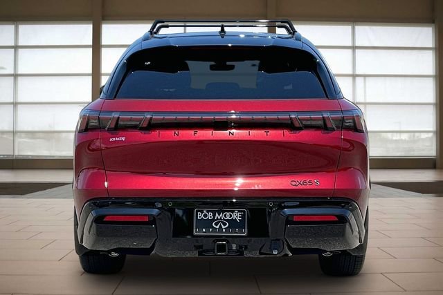 New 2027 2T SUN RED INFINITI SPORT image 4