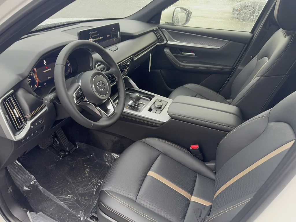 2026 Mazda CX-90 Premium Plus Package - Photo 8
