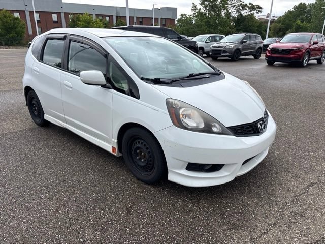 Used 2013 White Honda Sport image 2