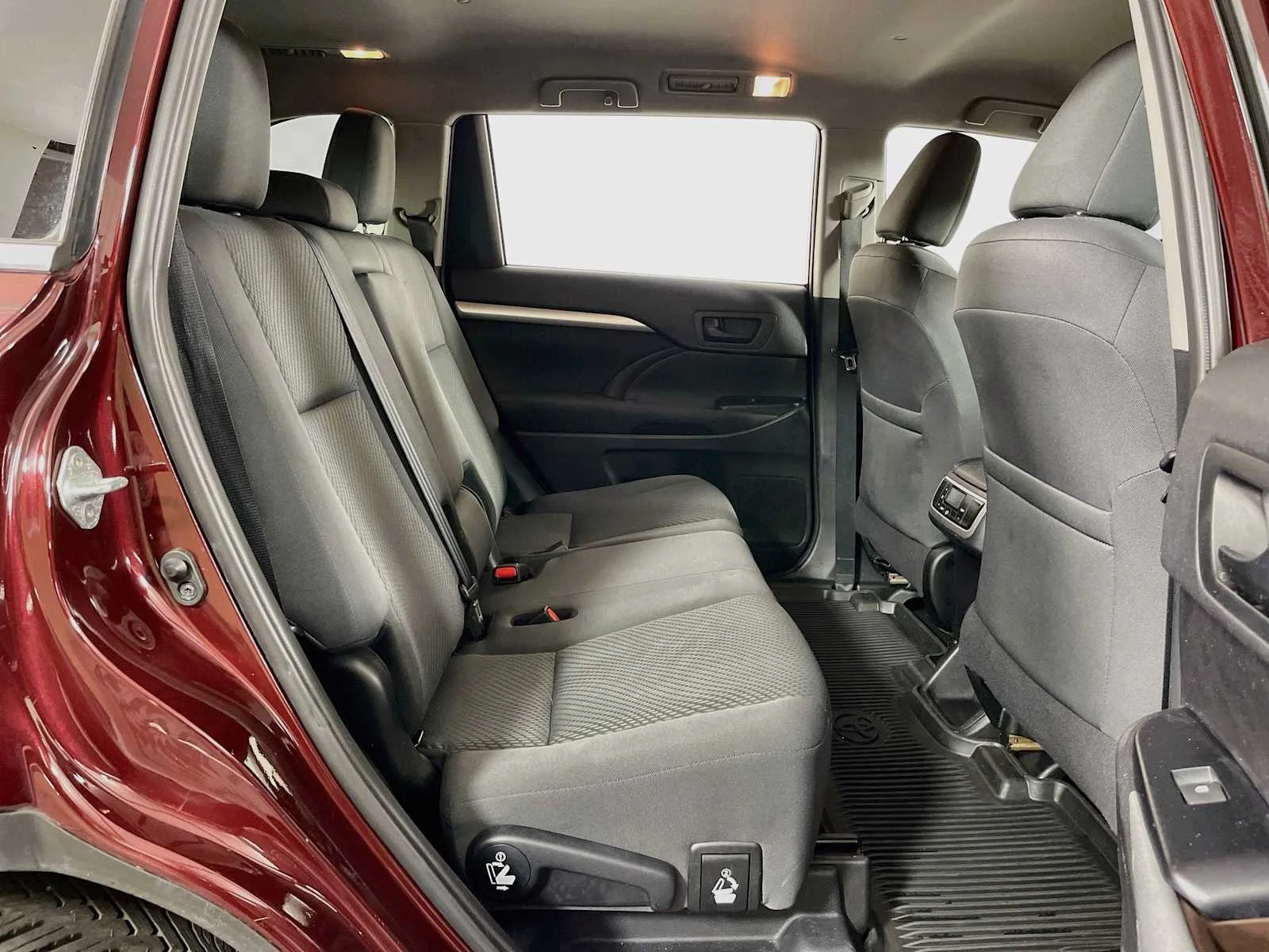 Used 2019 Ooh La La Rouge Mica Toyota LE image 24