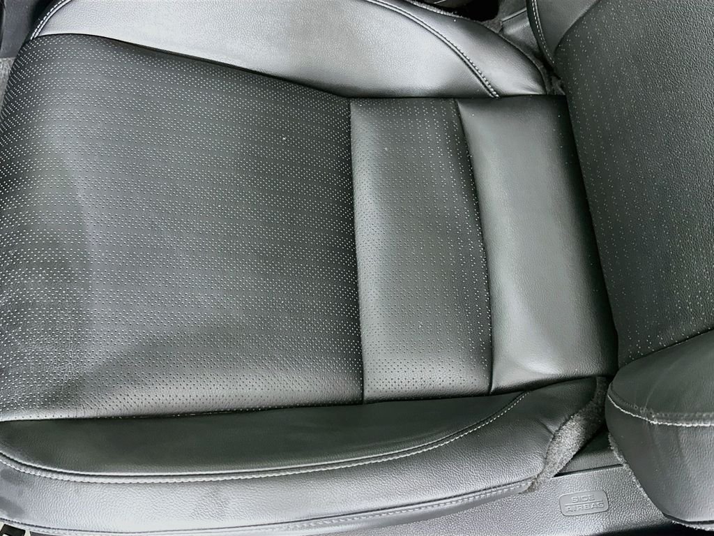 Used 2024 Morning Mist Metallic Honda Touring image 21