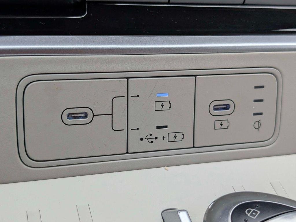 New 2026 Silver Hyundai SEL FWD image 18