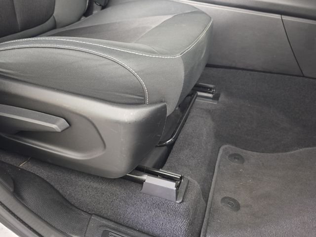 Used 2022 Gray Jeep Laredo image 30
