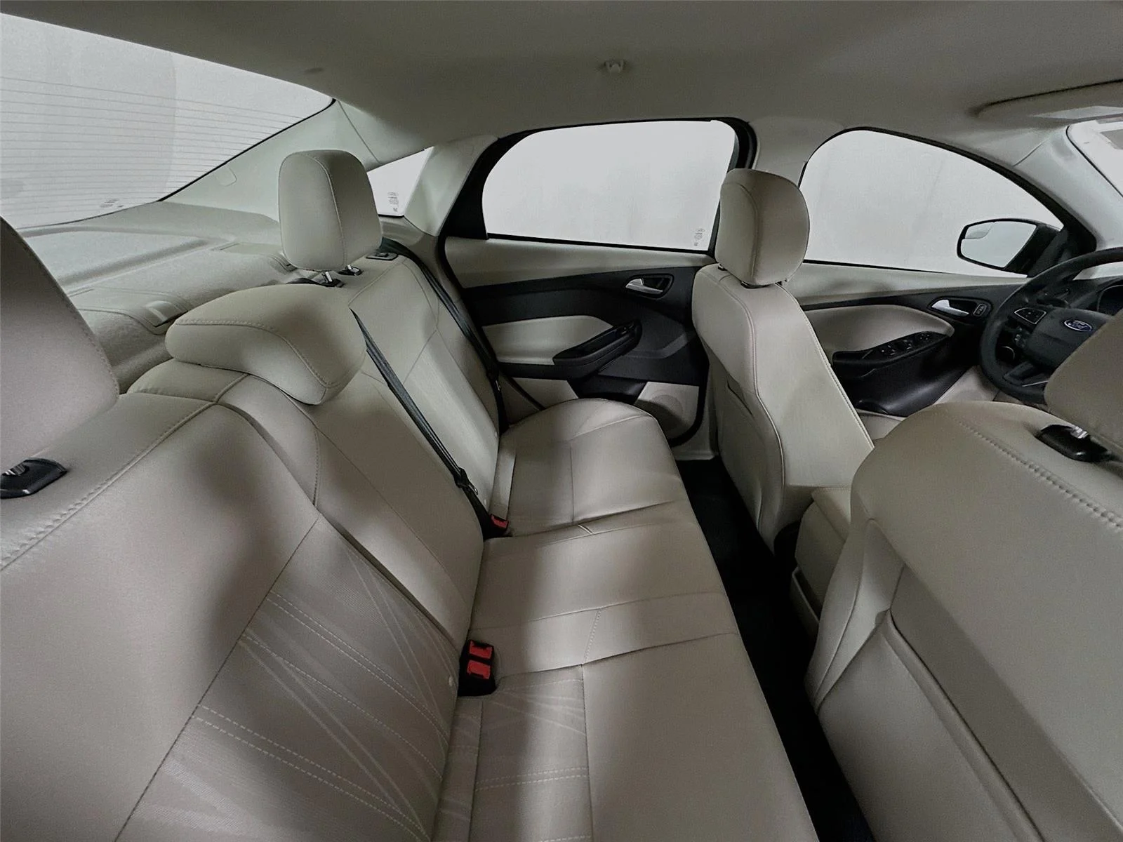 Used 2017  Ford SE image 25