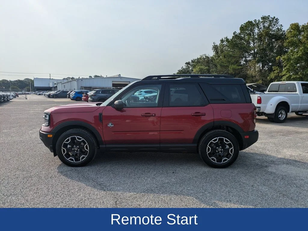 Certified Used 2025 Ruby Red Metallic Tinted Clearcoat Ford Outer Banks image 7