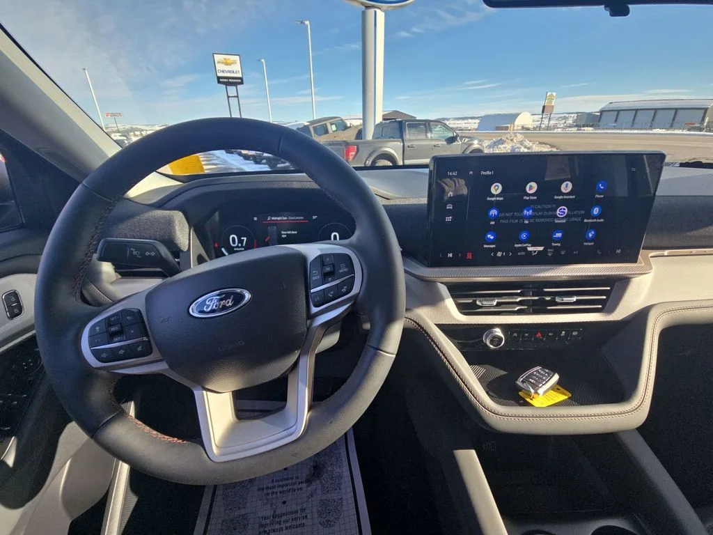 New 2026 Carbonized Gray Metallic Ford Active image 36