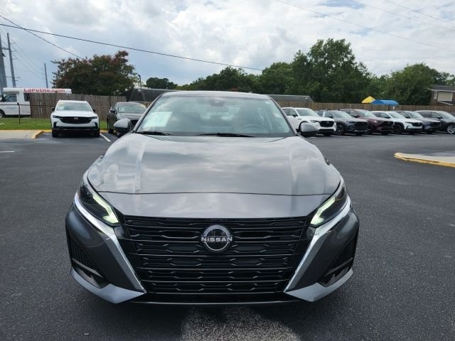 Used 2023 Gray Nissan 2.5 SV image 13