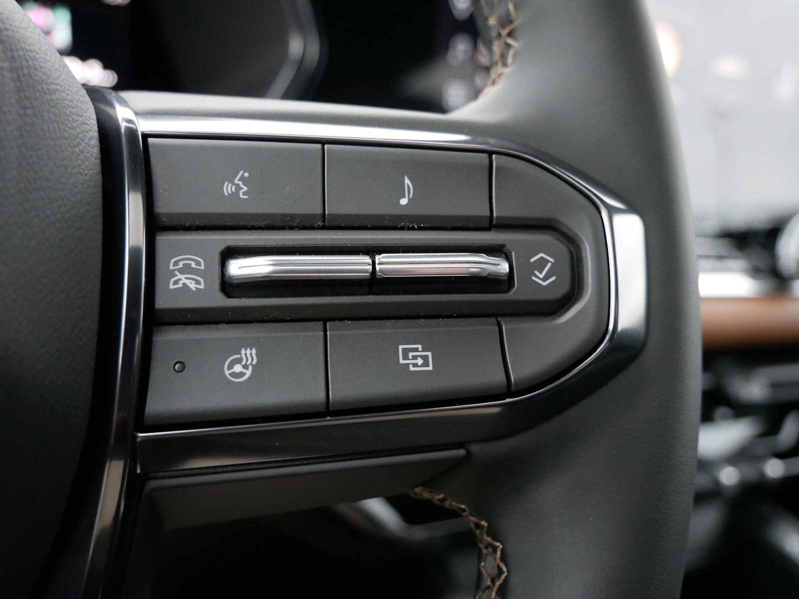 2026 GMC Canyon AT4 - Photo 25