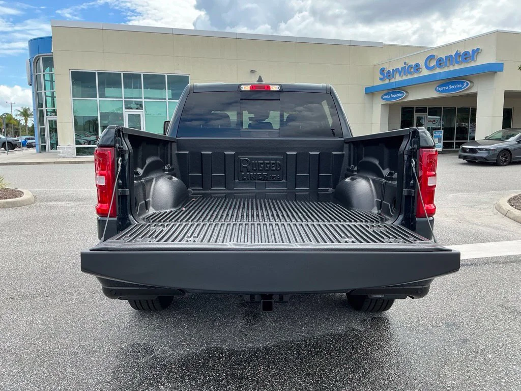 Used 2025 Blue Ram Big Horn/Lone Star image 23
