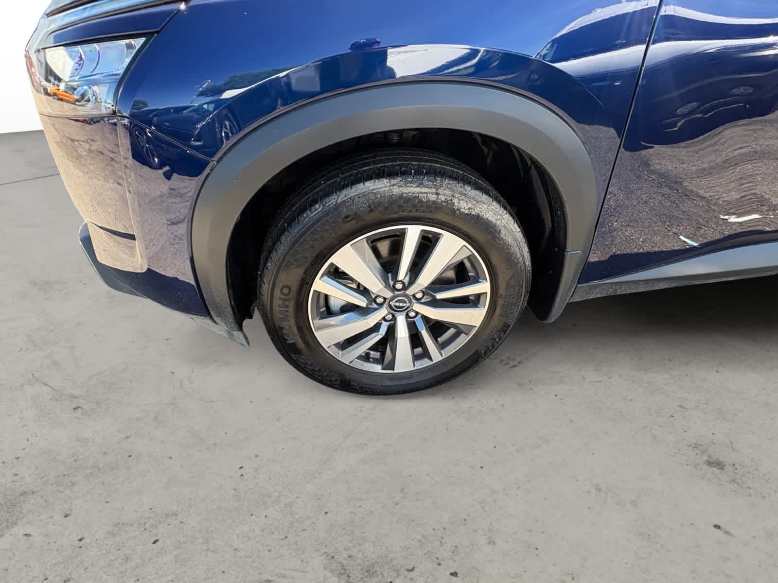 Used 2025 Deep Ocean Blue Pearl Nissan SL image 10