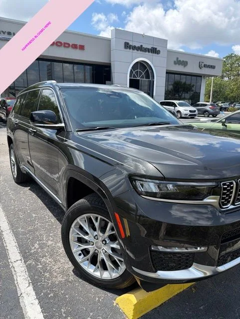 2023 Jeep Grand Cherokee L Summit 4x4's photo