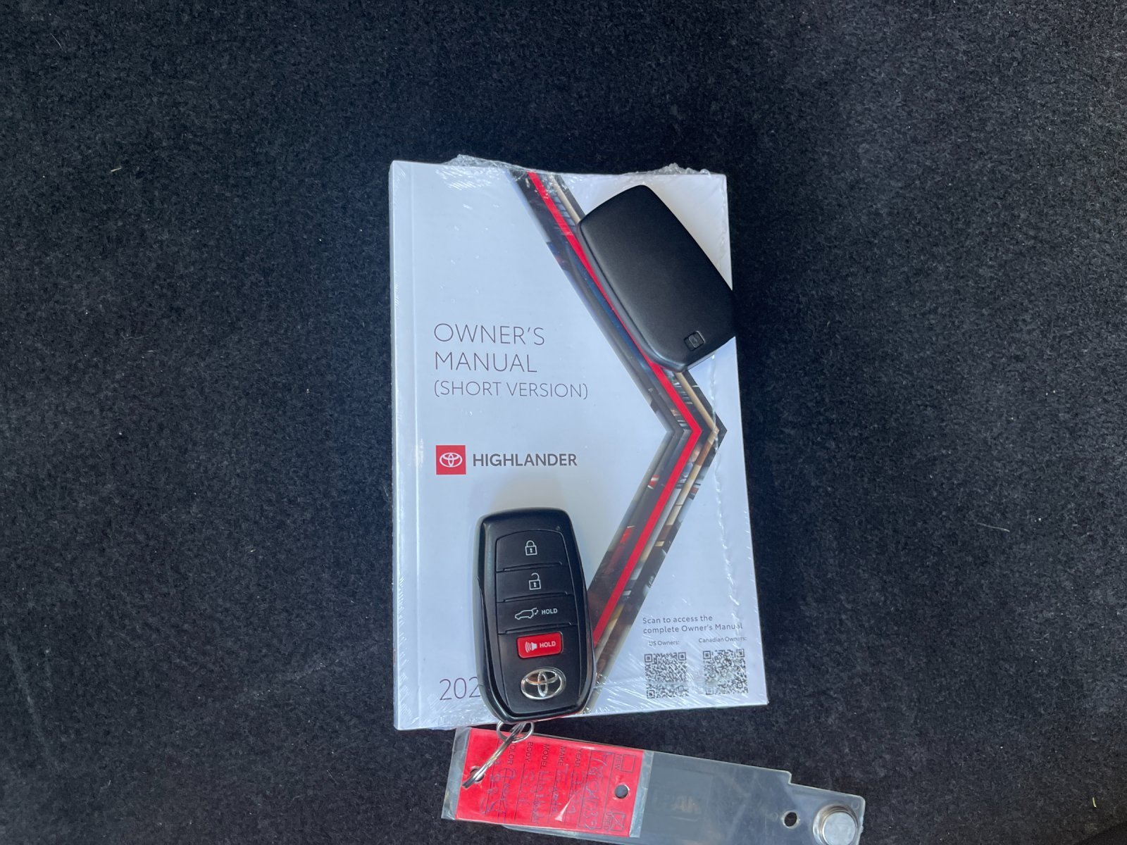 Used 2024 Gray Toyota Limited image 9