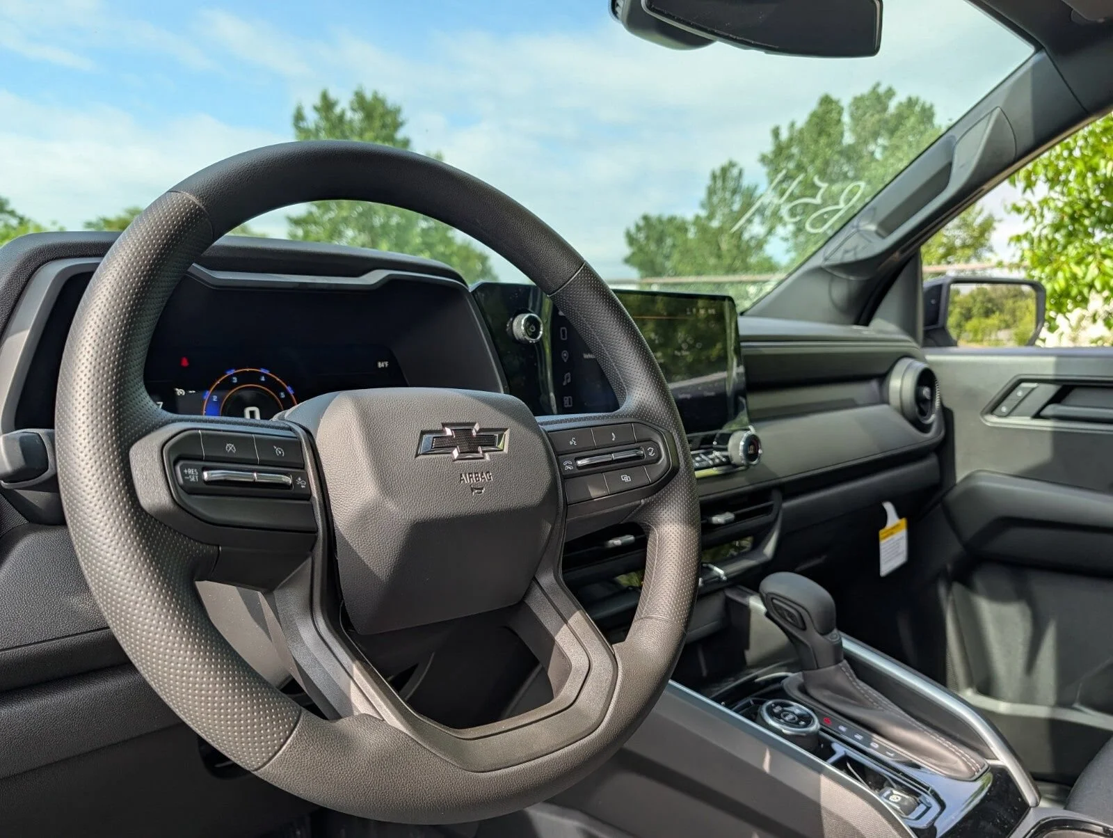 2026 Chevrolet Colorado Trail Boss - Photo 28