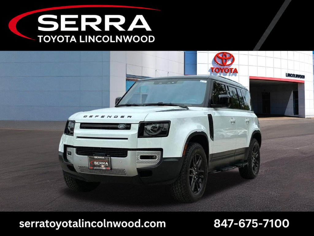 Used 2022 White Land Rover S image 1