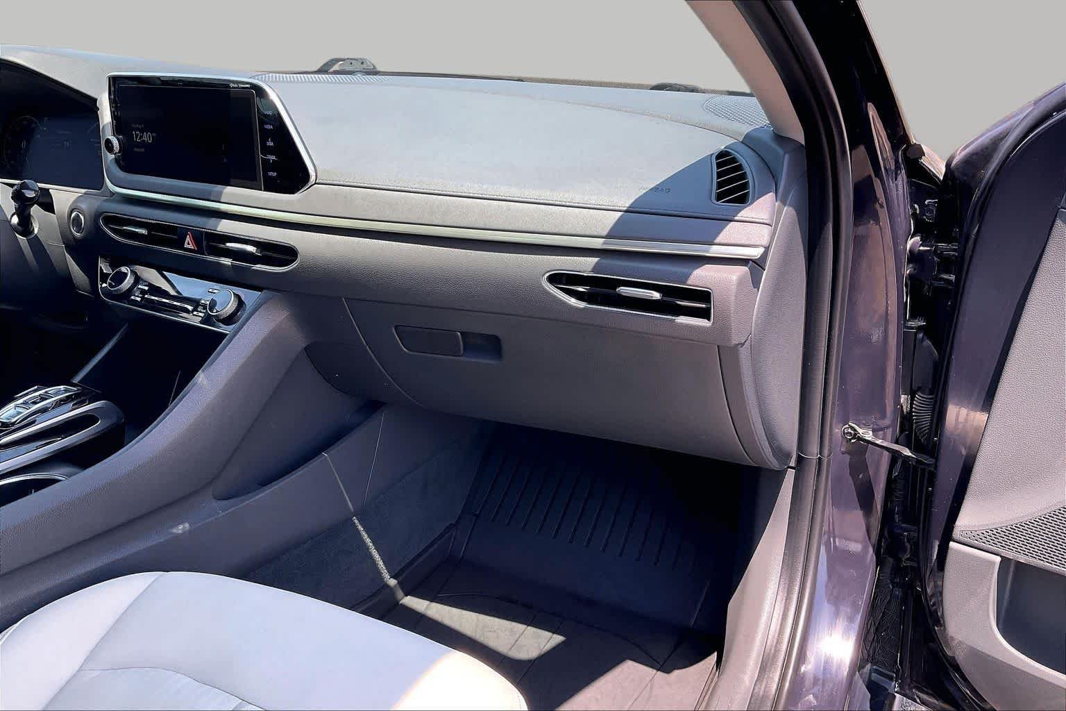 Used 2023 Carbon Blue Hyundai SEL image 17