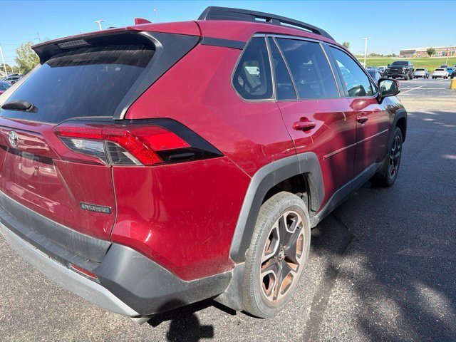 Used 2019 Ruby Flare Pearl Toyota Adventure image 9