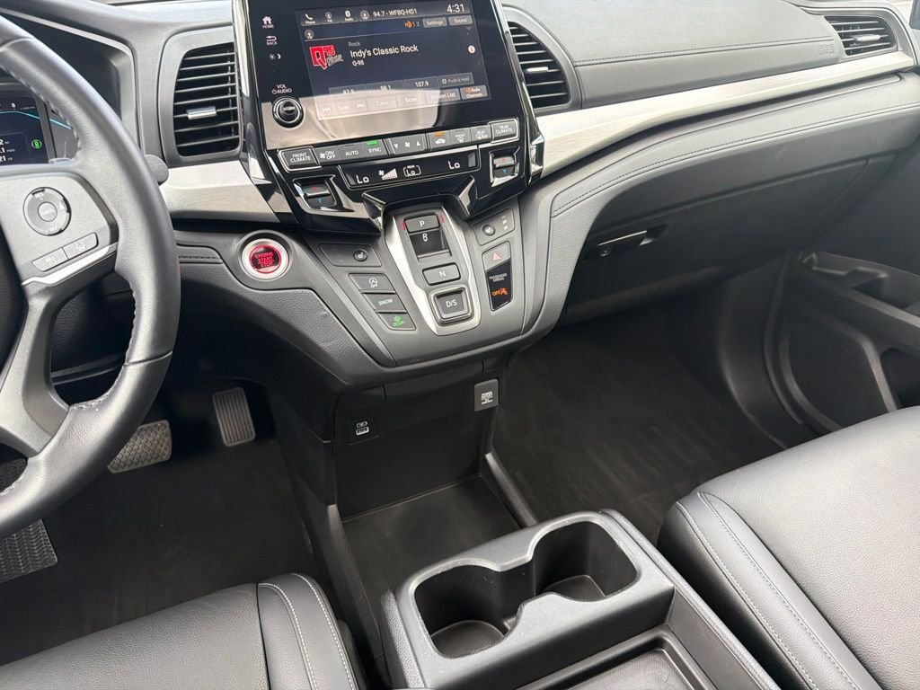 2024 Honda Odyssey EX-L - Photo 16