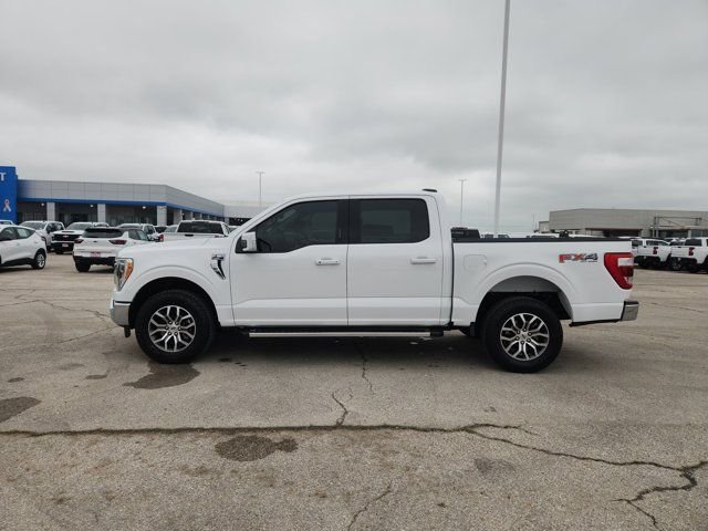 Used 2022 White Ford Lariat image 4