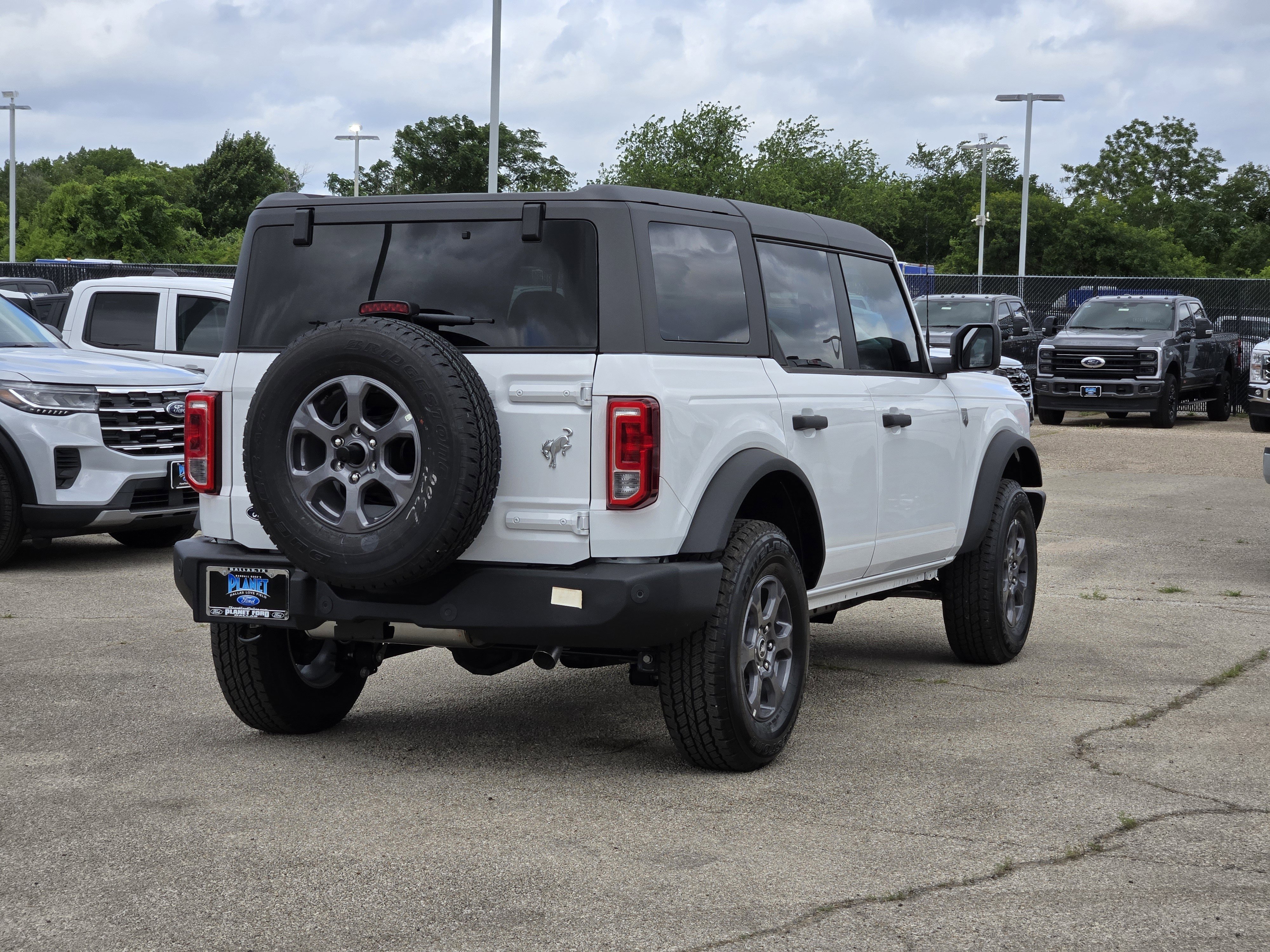New 2026 Oxford White Ford Big Bend image 4