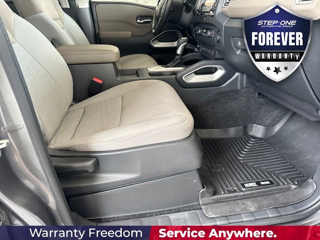 Used 2022 Gray Nissan SV image 37